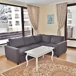 Apartment High Five